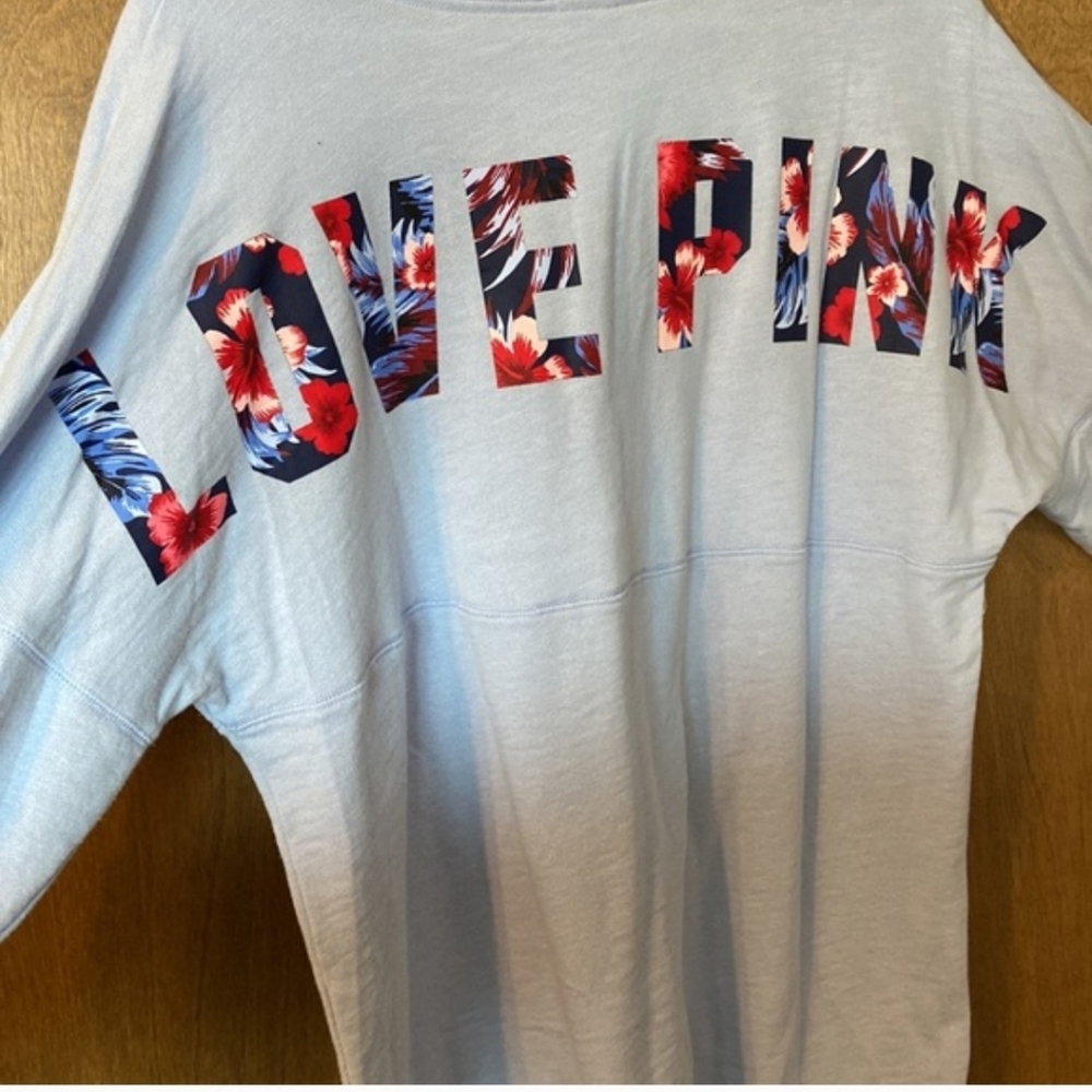 Women’s Victoria’s Secret Tropical Sweatshirt Medium